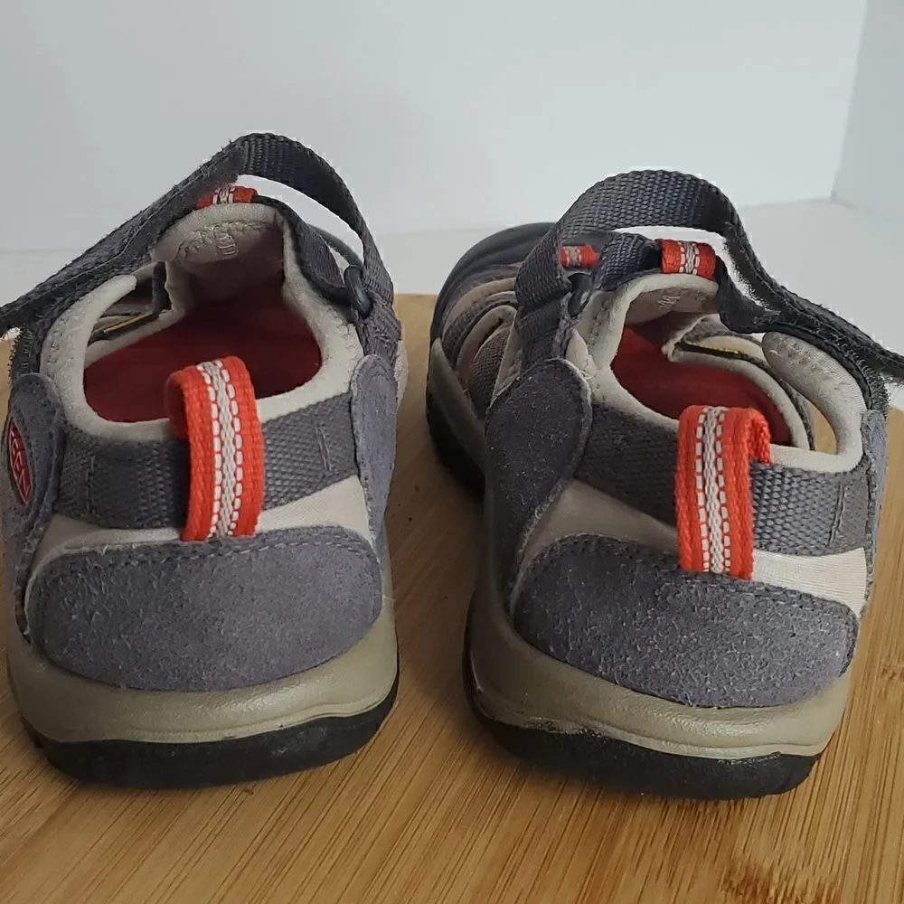 KEEN Venice H2 Gray Waterproof Sport Sandals 1019354 Big Kids Shoe Size 4